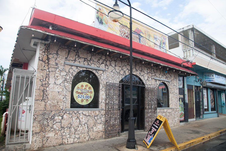 El Paseo Restaurant Vega Alta Sal.pr